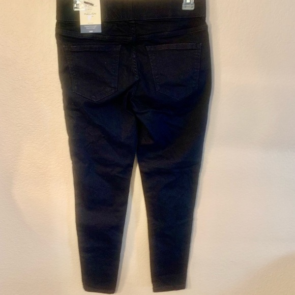 NWT Jeggings 2P St John’s Bay Black Mid-Rise Fitted Elastic Waist Flat Front New - Picture 6 of 13